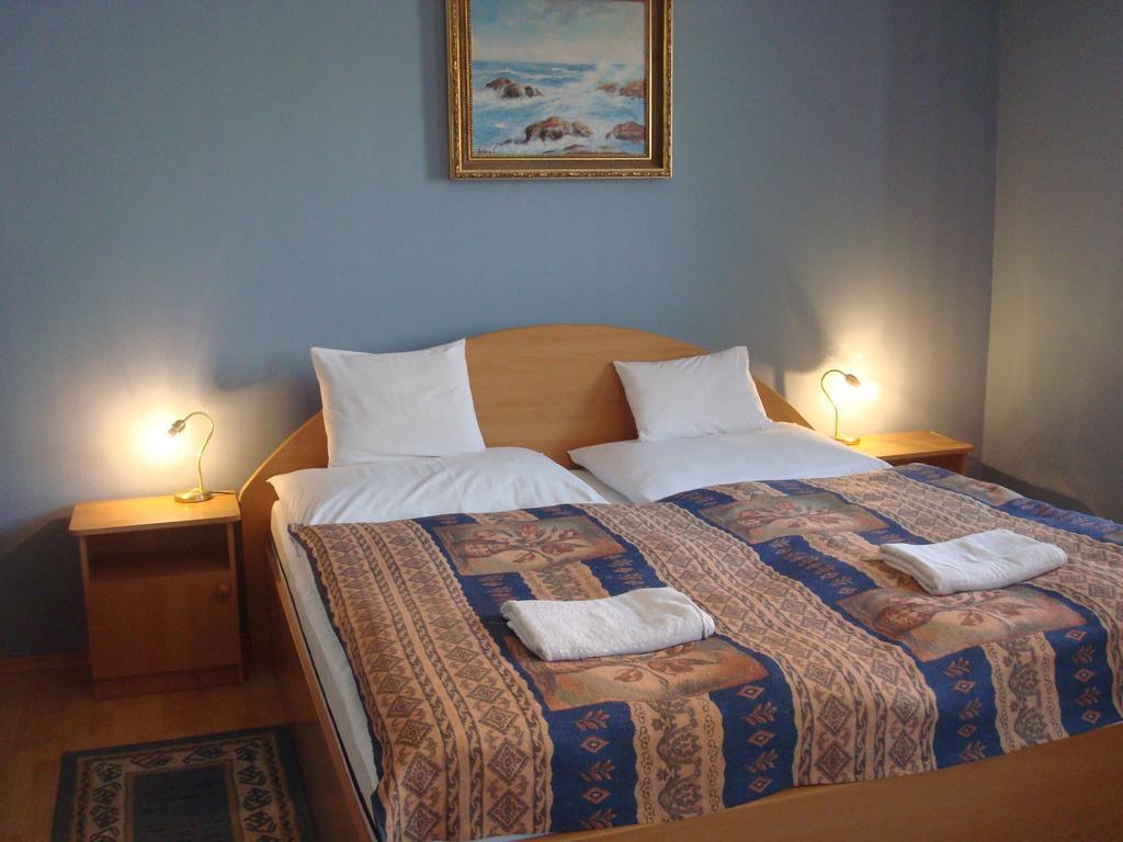 Hotel Arany Trofea Eger Exterior foto