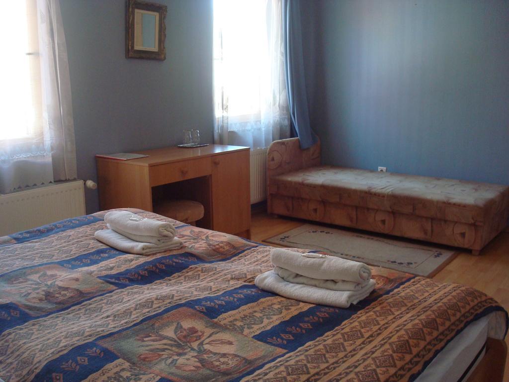Hotel Arany Trofea Eger Exterior foto